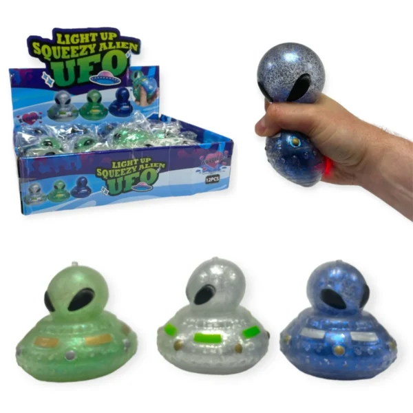 HU1581-8CM-UFO-LIGHT-UP-ALIEN-IN-CDU-600×600